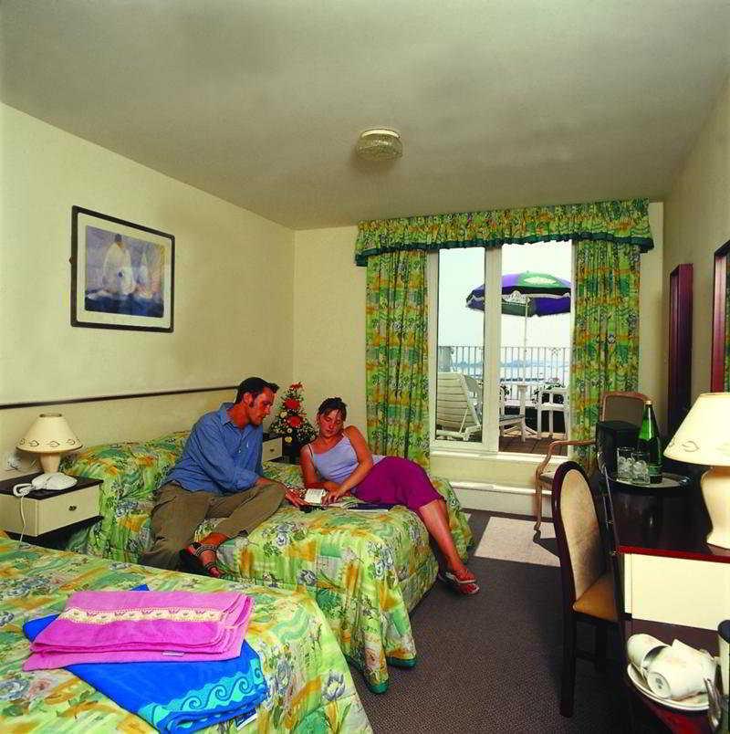 The Samares Coast Hotel & Apartments 圣赫利尔泽西 客房 照片